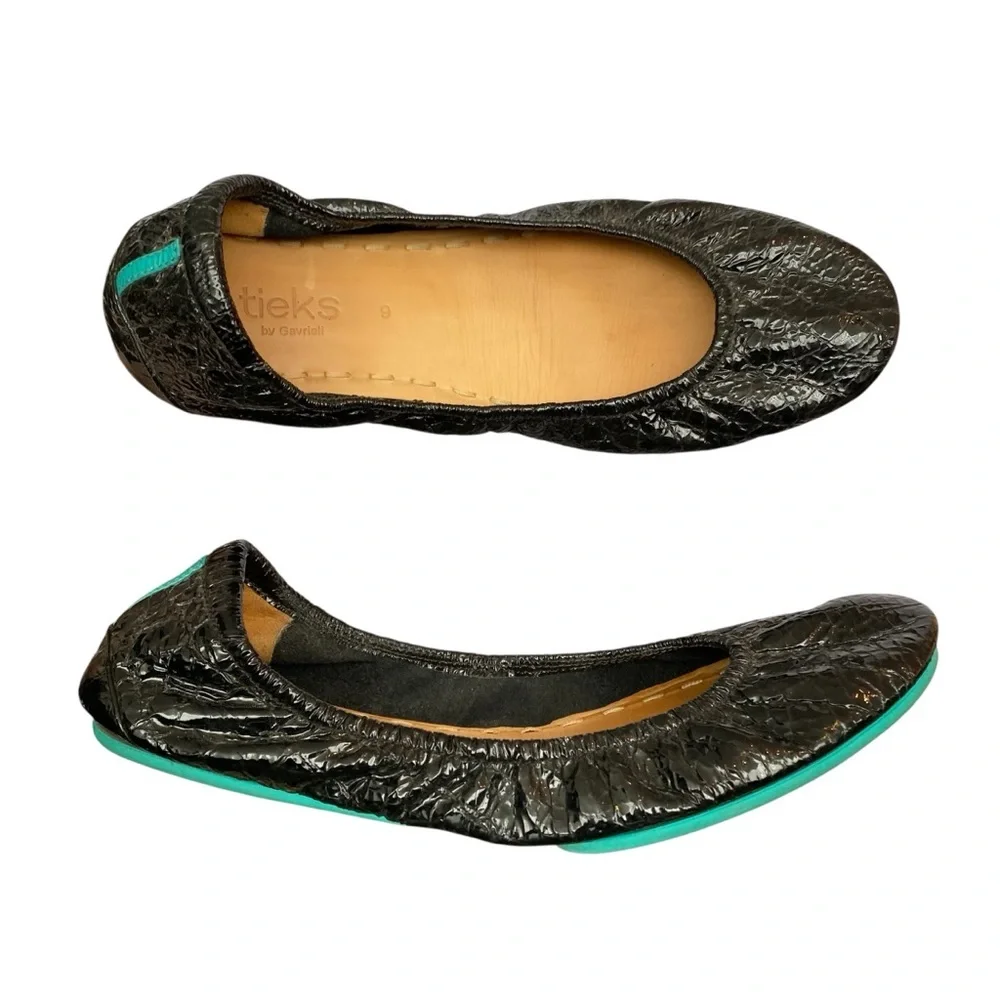 T22 Tieks by Gavrieli Obsidian Black embossed croc patent leather 9